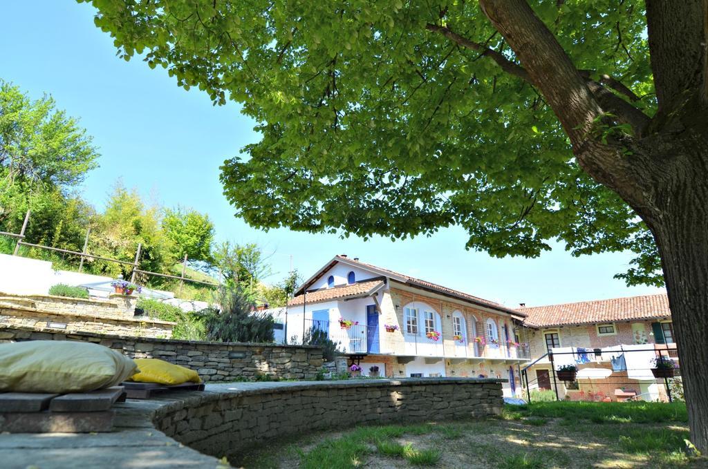 Cascina Il Convivio Konuk evi Diano dʼAlba Dış mekan fotoğraf