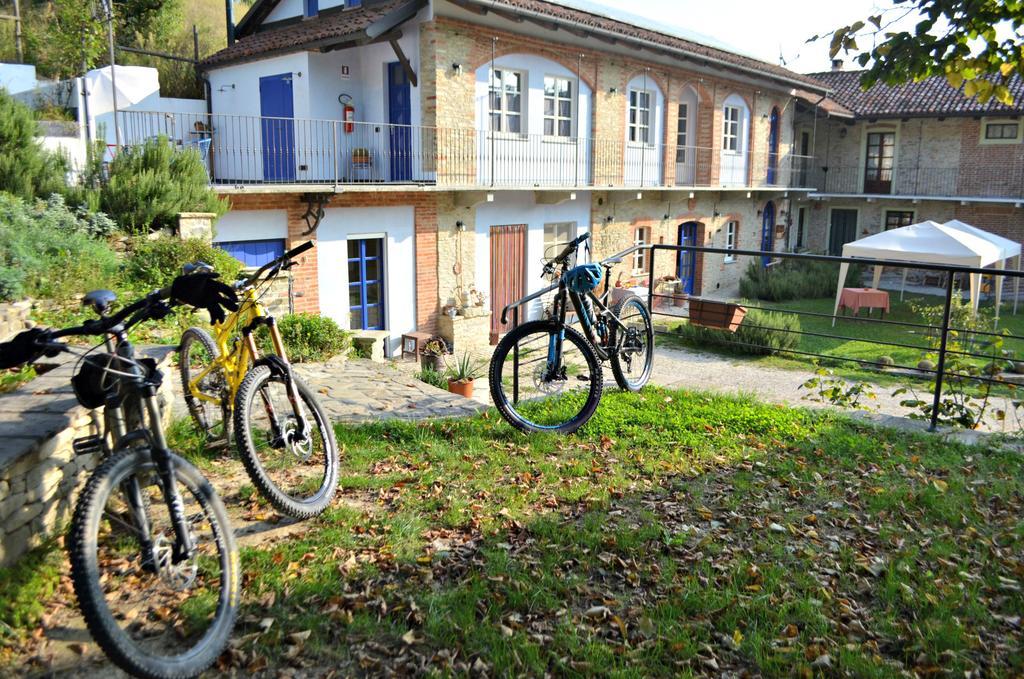 Cascina Il Convivio Konuk evi Diano dʼAlba Dış mekan fotoğraf